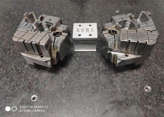 0.01mm সহনশীলতা ছাঁচ ওডিএম পলিশিং প্লাস্টিক ছাঁচ উপাদান সন্নিবেশ